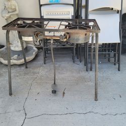 FREE Explorer 2-Burner Propane Gas 