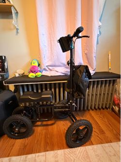 Vive Mobility All-Terrain Knee Scooter Used – Good Condition