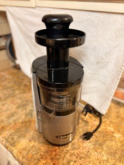 Omega Cold Press Vertical Juicer