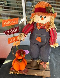 Fall Harvest Scarecrow Figure Autumn Decor