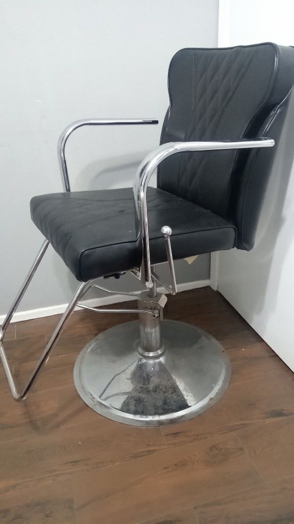 Lounge chair