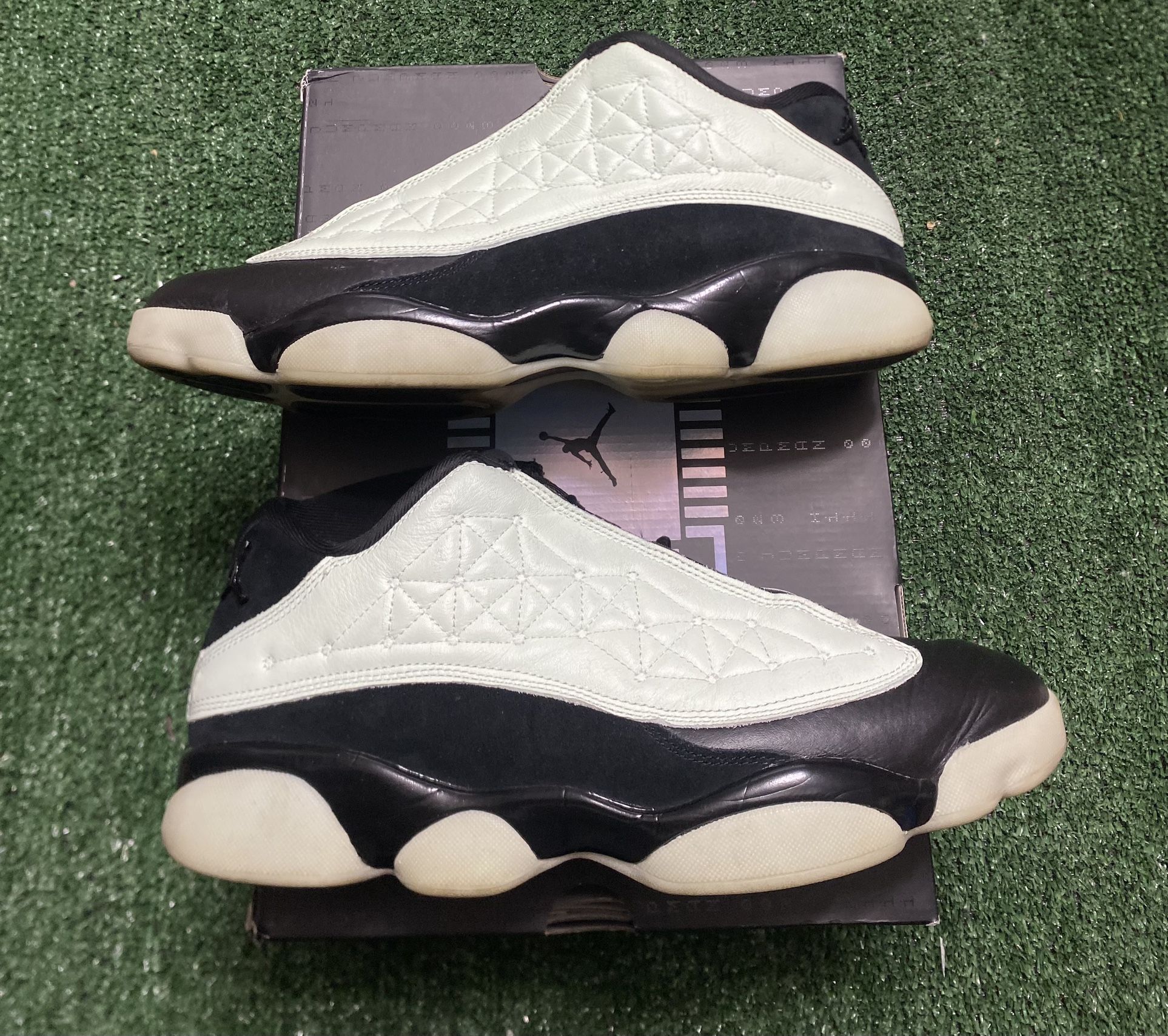 Jordan 13 Low Singles Day size 11 USED But Clean