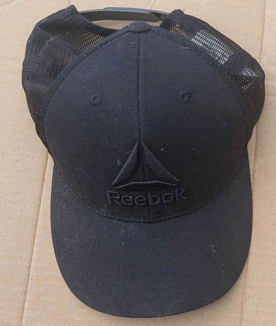 Reebok Black Adjustable Unisex Hat - New, Never Worn, Sell $10