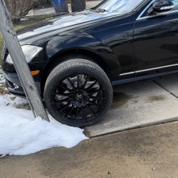 20” NEW SET RUCCI BLACK LABEL  STAGGERED 5X112 GLOSSED BLACK 