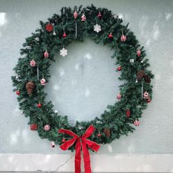 Brand New 48-inch LED Chrismas Wreath with Remote 