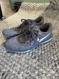 Nike Gray Low-Top Sneakers Size 8.5