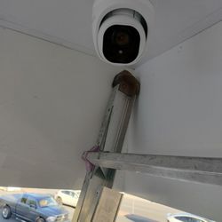 Security Cameras ⭐⭐⭐⭐⭐