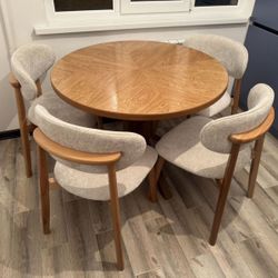 Round Wood Dining Table with 4 Chairs