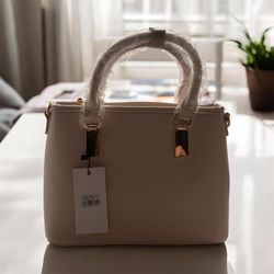 Beige Handbag New With Tags | Classy Everyday Purse 