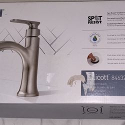 New Moen Ellicott Single-Handle Bathroom Faucet (Model 84632SRN) Brushed Nickel Spot Resist In Brushed Nickel