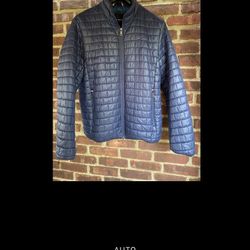 Like NEW! Tommy Hilfiger Men's Navy blue Quilted Packable Down Puffer Jacket L