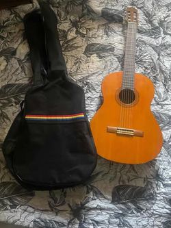 Yamaha C40 Classical Guitar