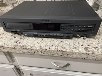 Phillips CD Player Series 900 model:921