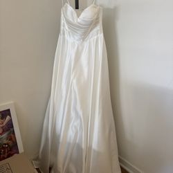 Lulu’s Wedding Dress 