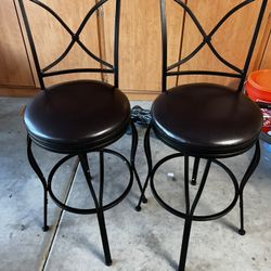 Metal Swivel Bar Stools