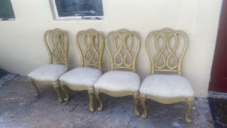 4 Chairs