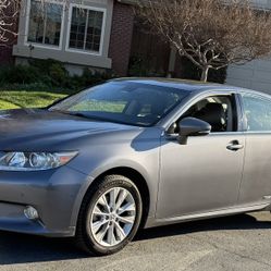 2014 Lexus ES 300h