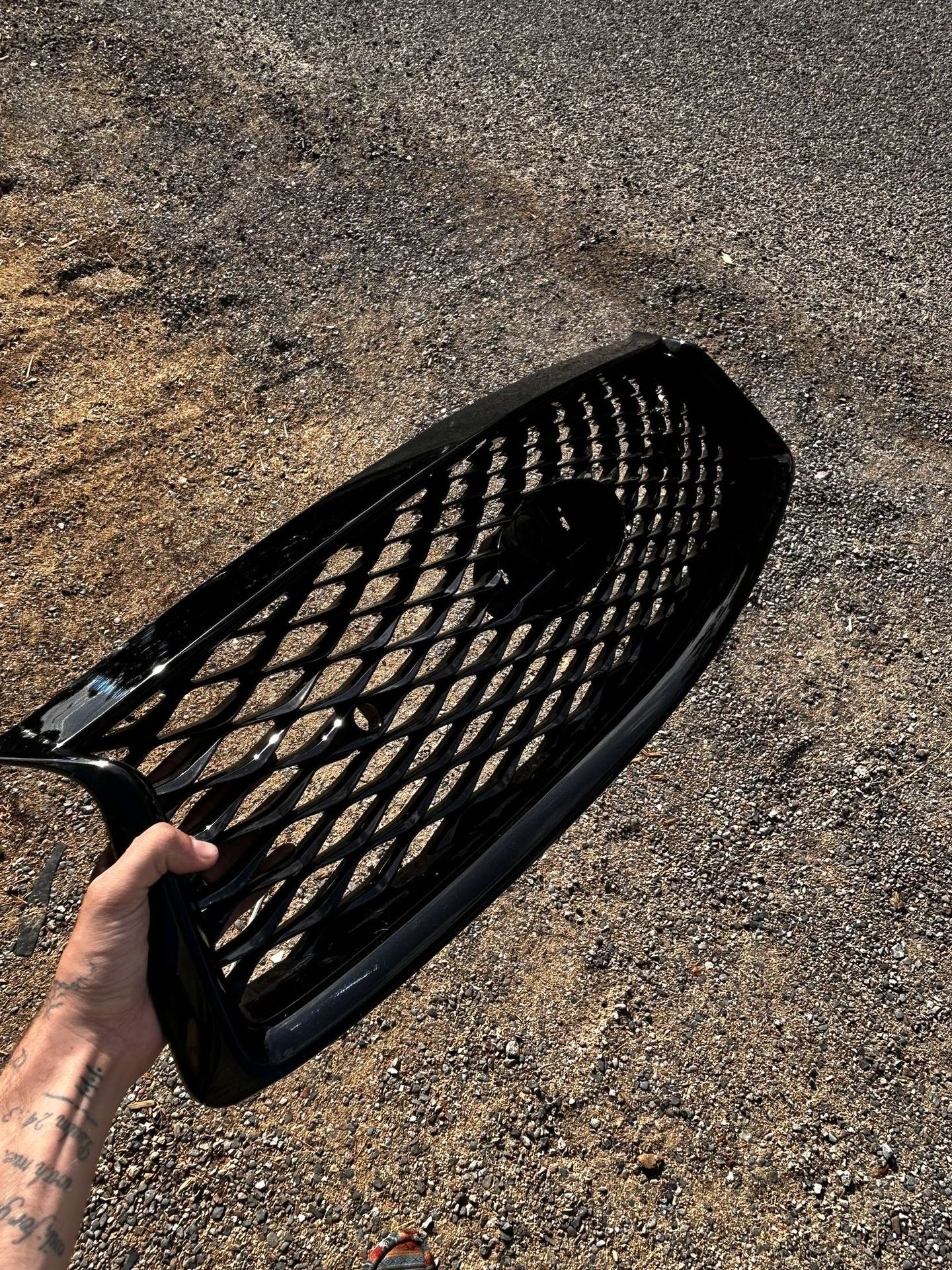 2018 infinity Q50 front mesh gloss black grill
