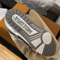 Lv Trainers
