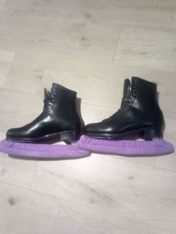 SP Teri Super Figure Skates in black leather with Mk Pro blades