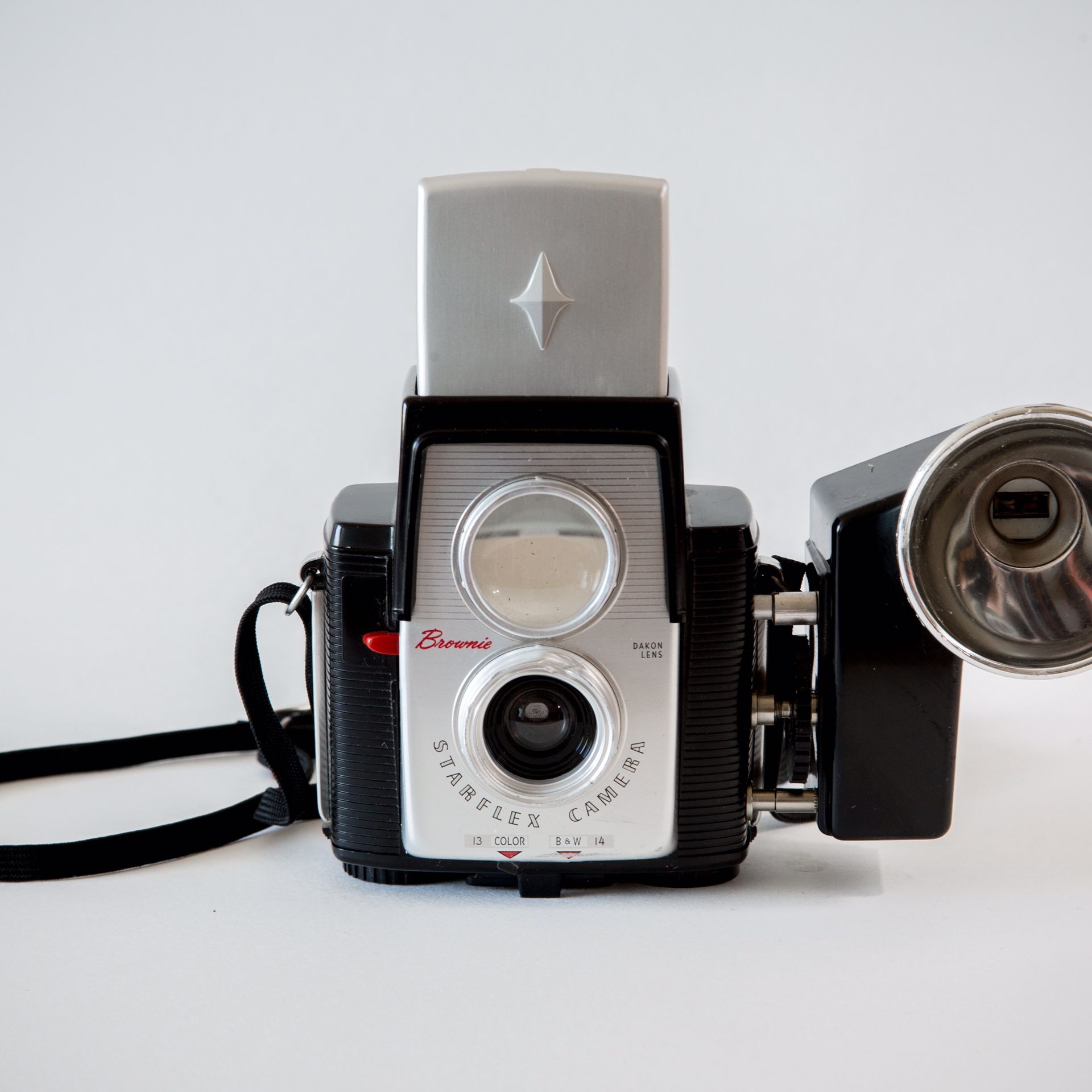 Brownie Starflex Vintage Film Camera with Dakon Lens and Kodak Supermite Flash