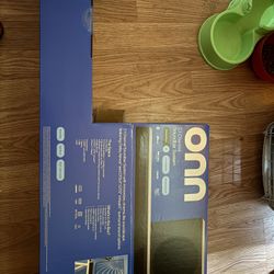 On 2.1 Soundbar System