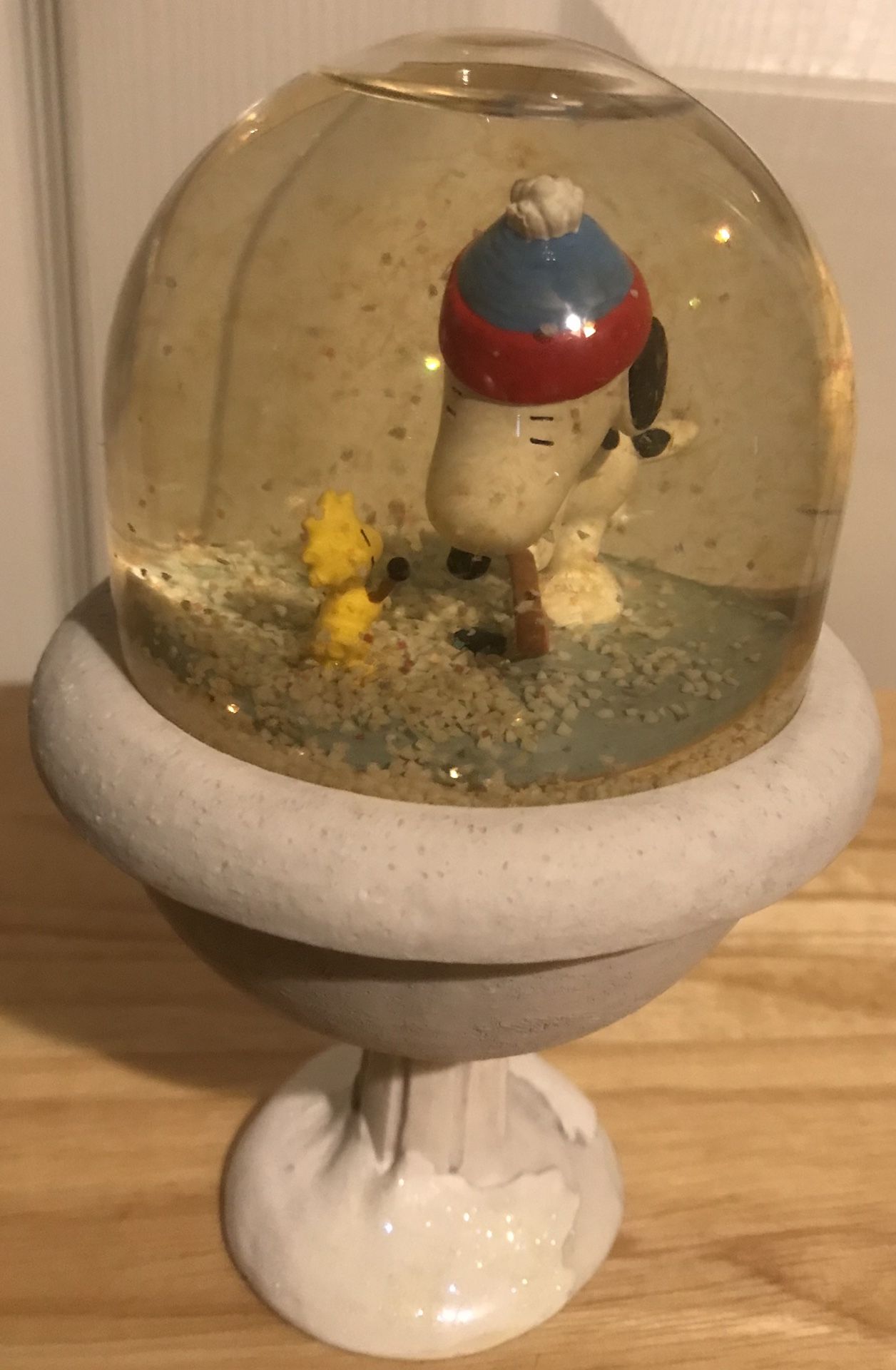 SNOOPY/WOODSTOCK VINTAGE GLOBE
