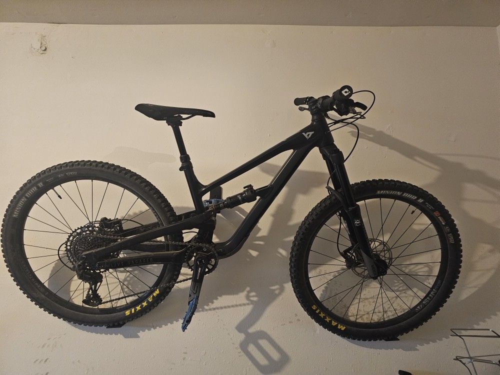 Yt Jeffsy Primus 26 for Sale in Aliso Viejo CA OfferUp