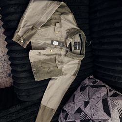 Fashion nova women’s Denim Crop Jacket - NEW - XL