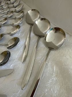 Silverware Oneida 18/10 stainless steel 68pcs