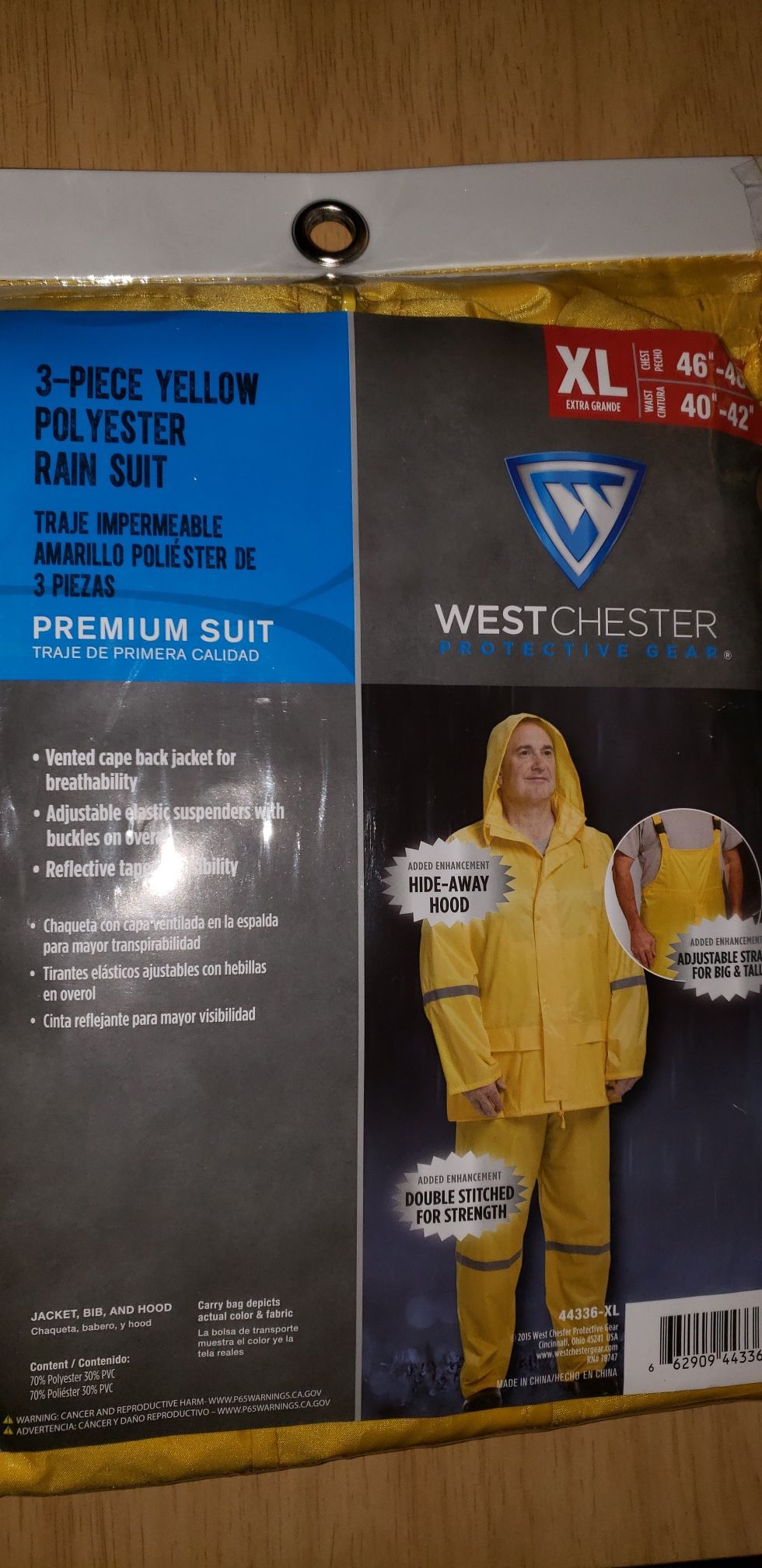 Polyester rain suit