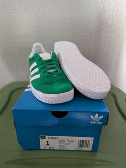 Adidas Tennis Shoes