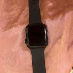 Apple Watch SE 2nd Generation 44mm (Black)