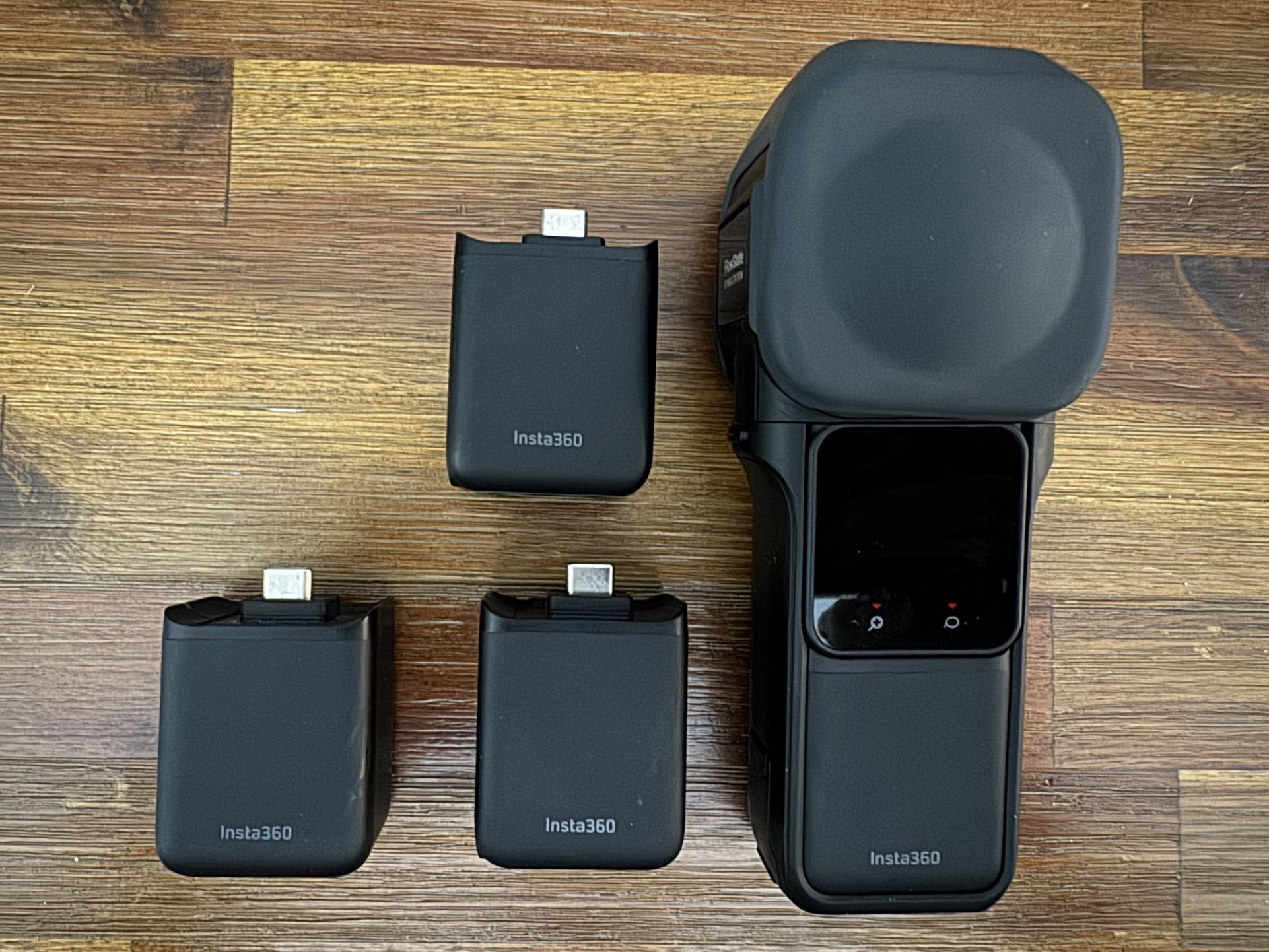 Like NEW Insta360 ONE RS 1-Inch 360 Edition W/ 4 Batteries