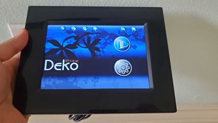 Deko Elite 7 inch Digital Photo Frame DK70DSB-GQ LED