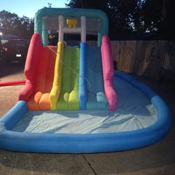 3 Slide Jump/Waterpark House