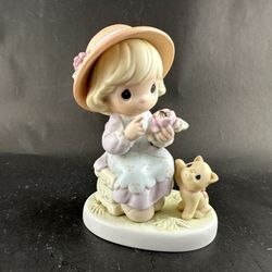 Precious Moments Figurine "Auntie, You Make Beauty Blossom" - 2000 -