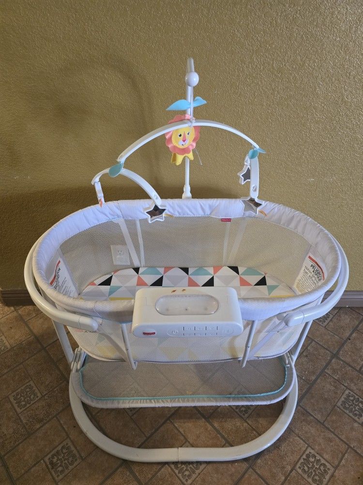 Fischer Price Bassinet/Floor Seat