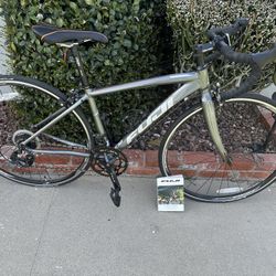 Fuji sportif 2.5 road bike new arrivals