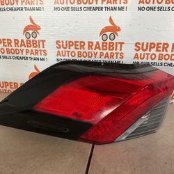 2019 RAV4 Driver Outer Tail Light CHEAPEST Original 2024✅