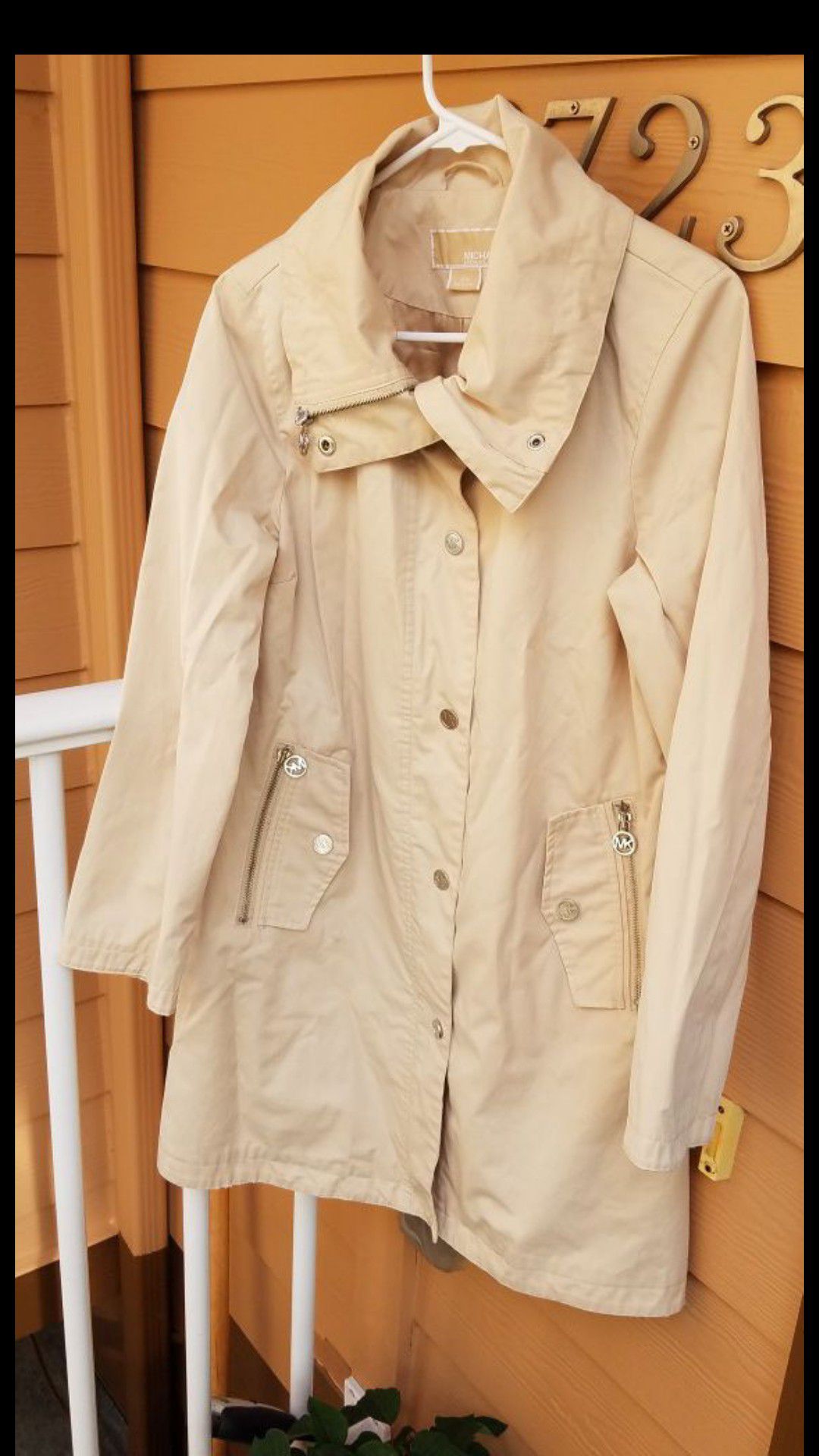 Michael Kors women jacket /raincoat size medium