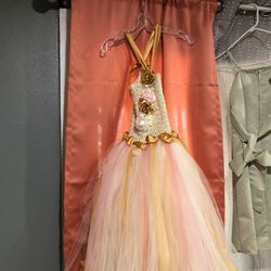 dresses /weddings, quinceañera