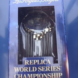 Los Angeles Dodgers 2024 Replica World Series Throphy. NO TRADES LOCATED IN GLENDORA. FIRM PRICE!!!!
