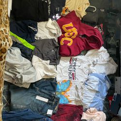 ALL THESE CLOTHES FOR 80$