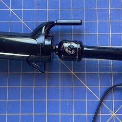 Hot Tools Professional 1.5” Black Gold Spring Curling Iron