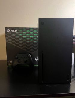 Xbox Series X 1 TB W/ Controller