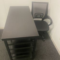 Work desk With Adjustable Chair! 