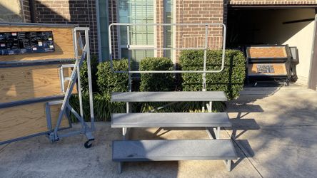 Wenger Choir 3-Step Riser Stage Foldable Movable Sound Equipment Performance Choral Bench