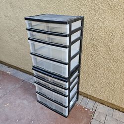2 Sets Of Plastic Storage / Organization Containers
