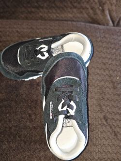Toddler Reebok Classics (Size 7)